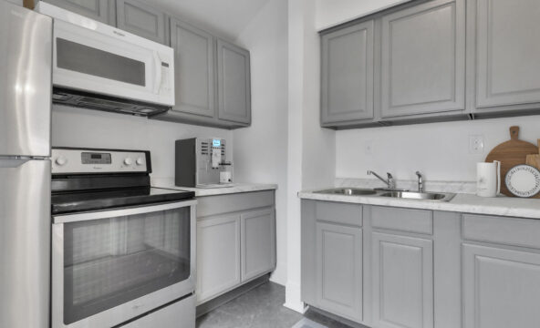 11-web-or-mls-9I3A9247-592×444