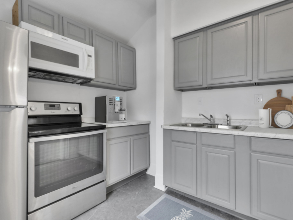 11-web-or-mls-9I3A9247-592×444