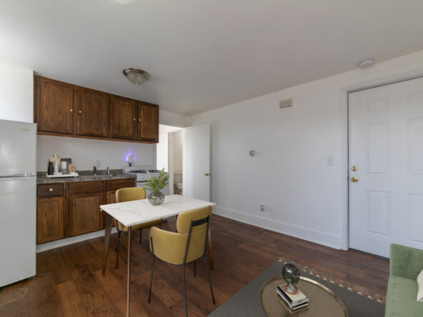 517-Madison_5_03_Q-592×444