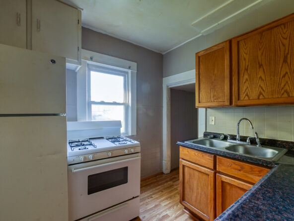 609_Bluff_st_29_9-592×444