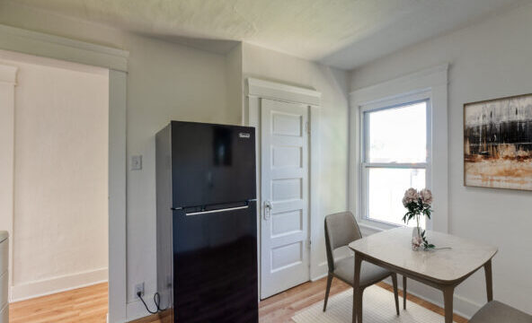 917_S_Pennsylvania_Ave_5_3_TH-592×444