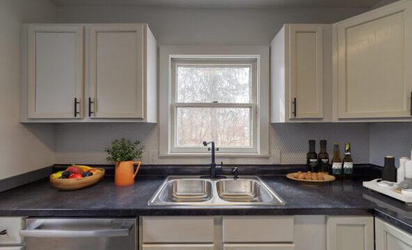 AAA0014_10_03-592×444