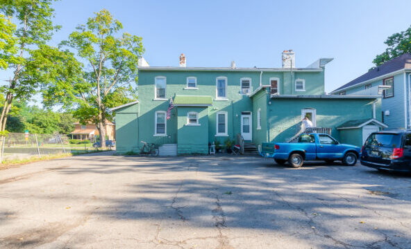 AAA3032_2-1-592×444