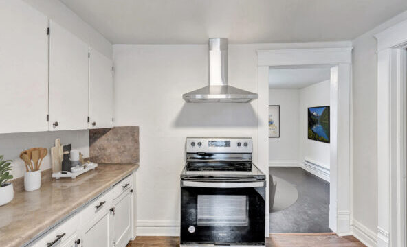 Kitchen-to-living_L-592×444