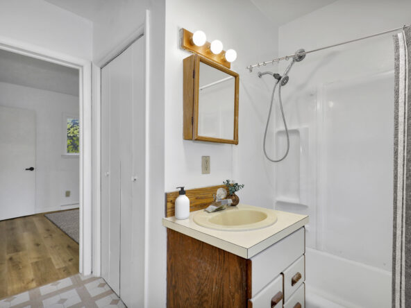 bath-to-bedroom_TH-592×444