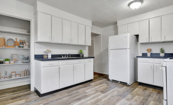 kitchen-2_T-1-592×444