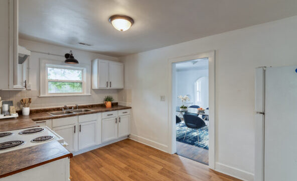 kitchen-to-dining_Q-592×444