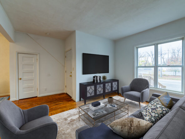 living-2_Thanh02-592×444