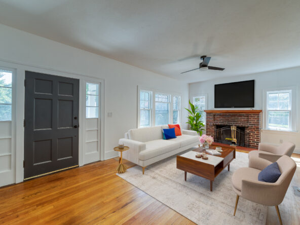 living_L-592×444 (1)