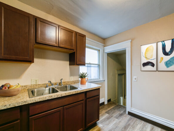 1028-N-Cedar_04_02-592×444