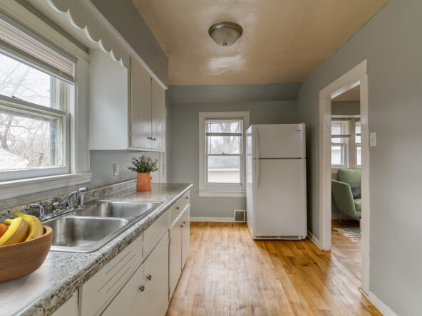 224-Crest-_1_19_02-592×444 (1)