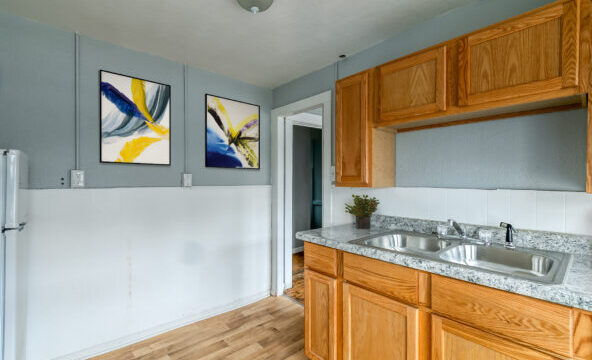 224-Crest-_2_05_TH-592×444