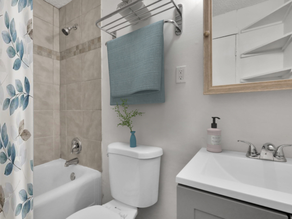 5-web-or-mls-9I3A9226-592×444 (1)