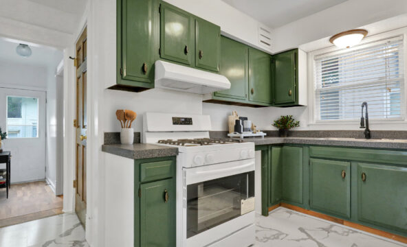 Kitchen-hall_T-1-592×444