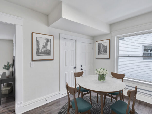 Kitchen-to-living-and-bath_KL-592×444