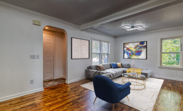 Living-2_02-592×444