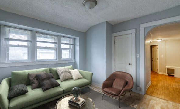 Living-to-hall_02-592×444