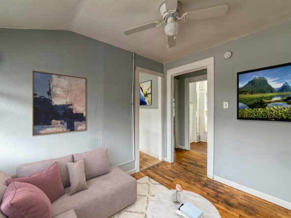 Living-to-kitchen-and-bath_TH-592×444