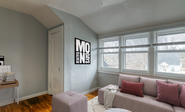 Living_TH-592×444 (1)