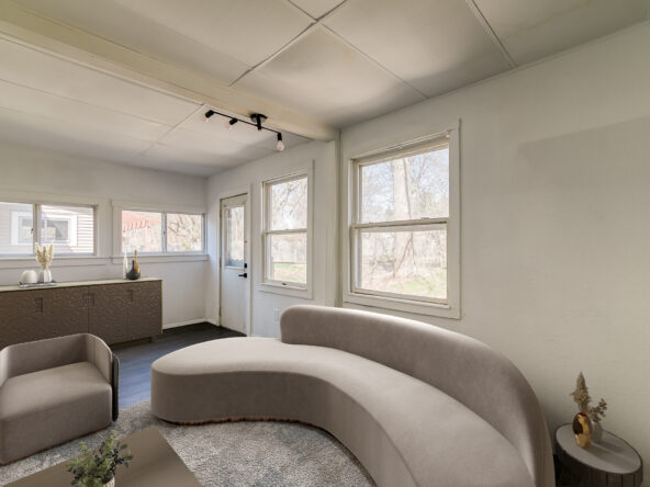 family-room-1_Q-592×444 (1)