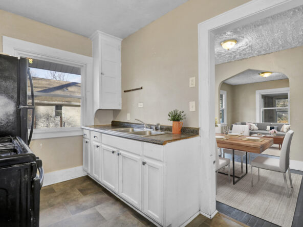 kitchen-to-dining-and-living_KL-592×444