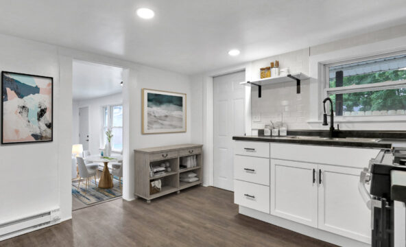 kitchen-to-living_H04-592×444