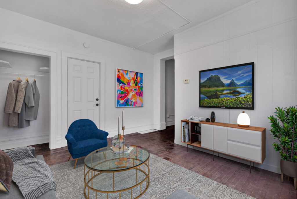 living-2_T-1170×785